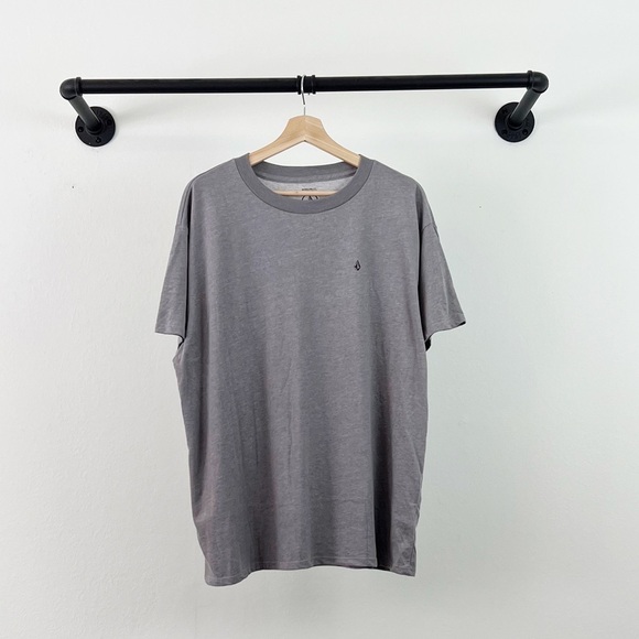 NWT Volcom Stone Tech Short Sleeve Oversized Tee in Heather Grey - Picture 6 of 9